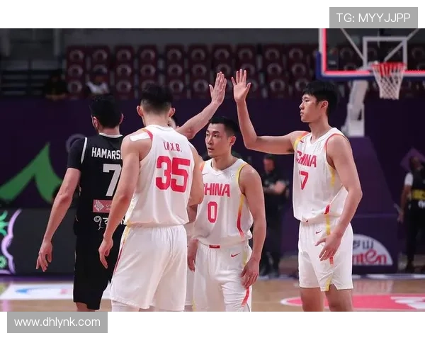 篮球世界杯激战正酣 中国男篮迎战世界强队争夺宝贵名额