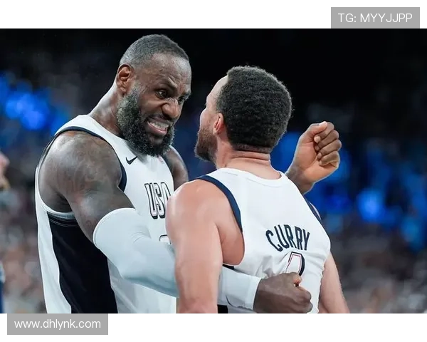 詹姆斯重返洛杉矶湖人队开启新赛季 赛季目标锁定总冠军